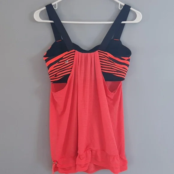 * Lululemon Tank - Picture 6 of 6